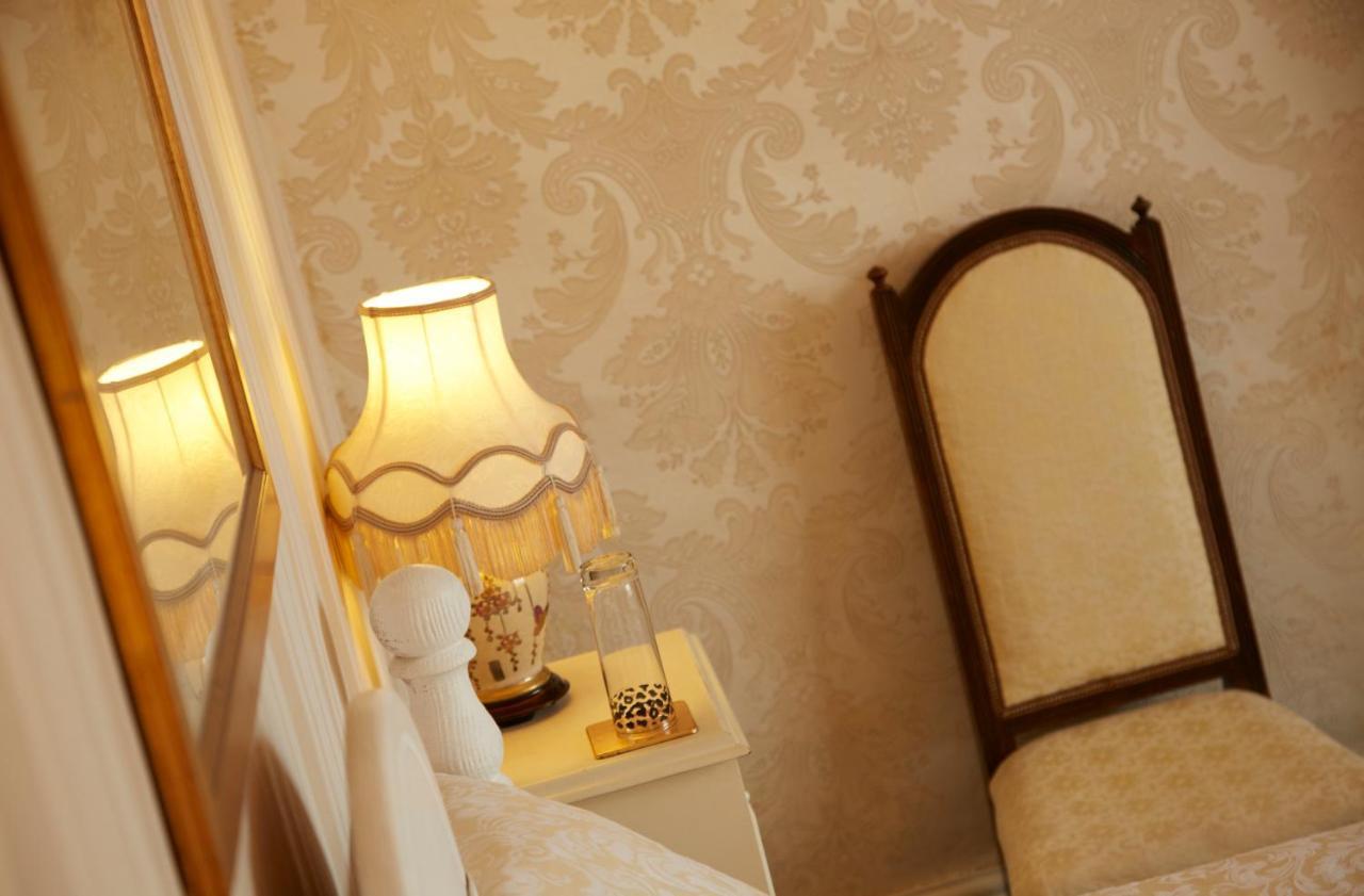 Lower Drayton Farm B&B Stafford Eksteriør billede