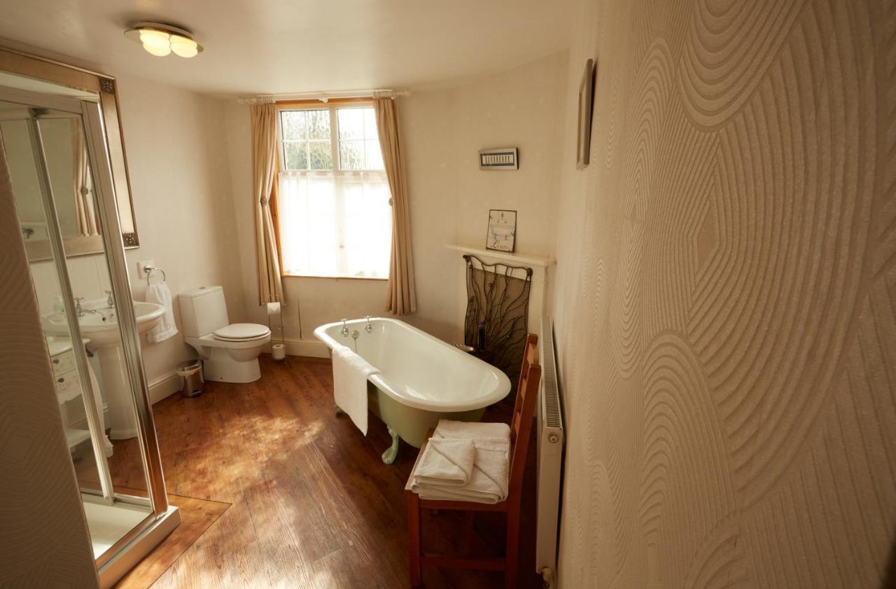 Lower Drayton Farm B&B Stafford Eksteriør billede